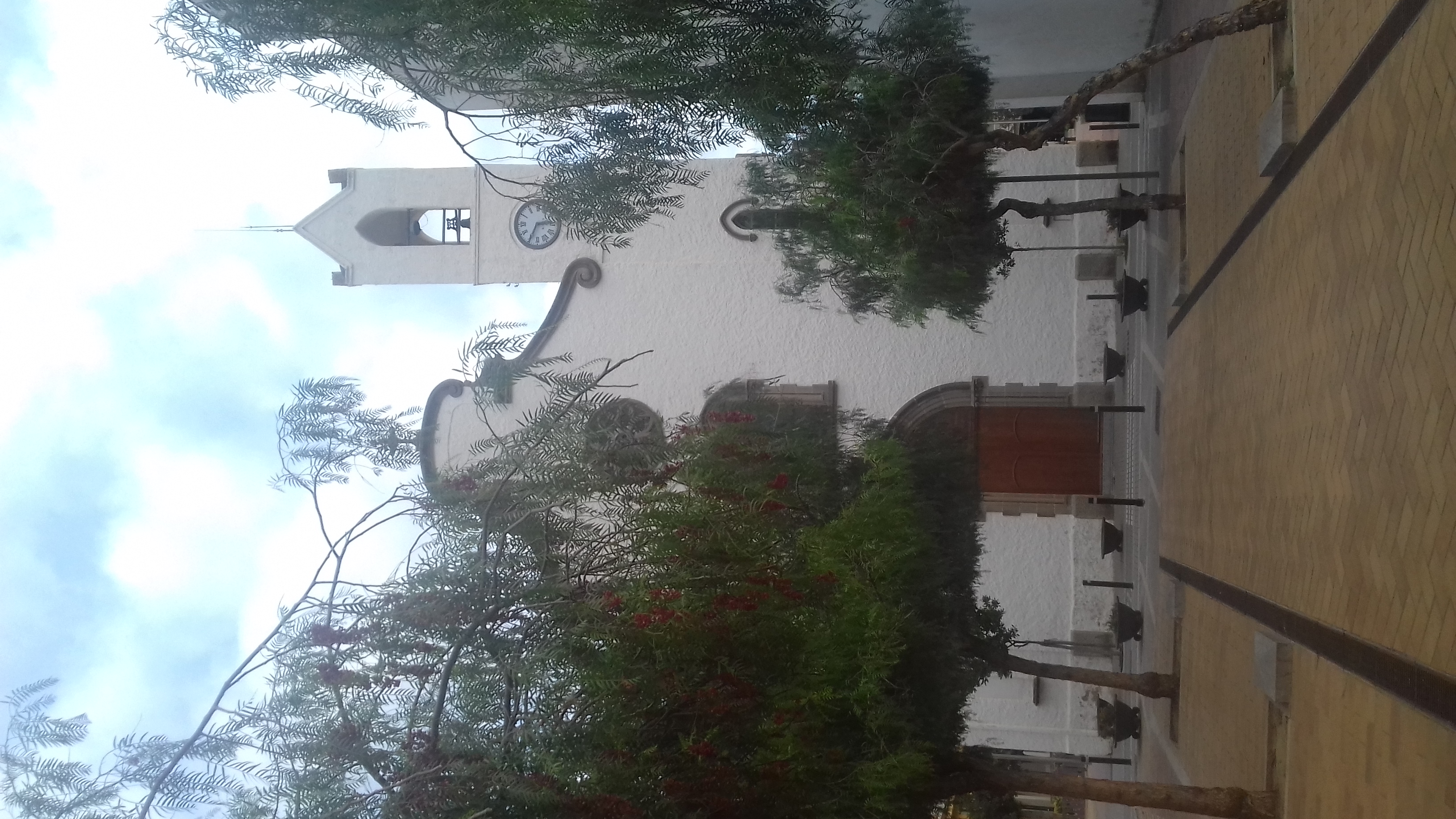 105-La petite place & l'église