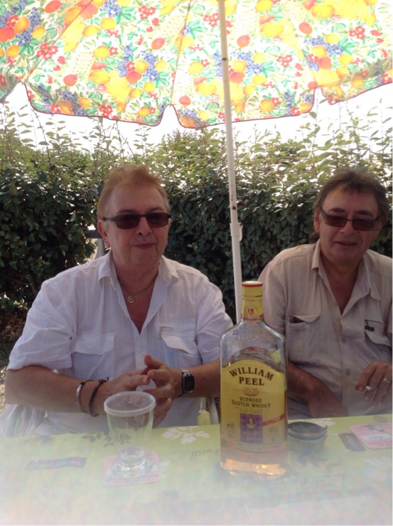 23-Le voilà l'apéro