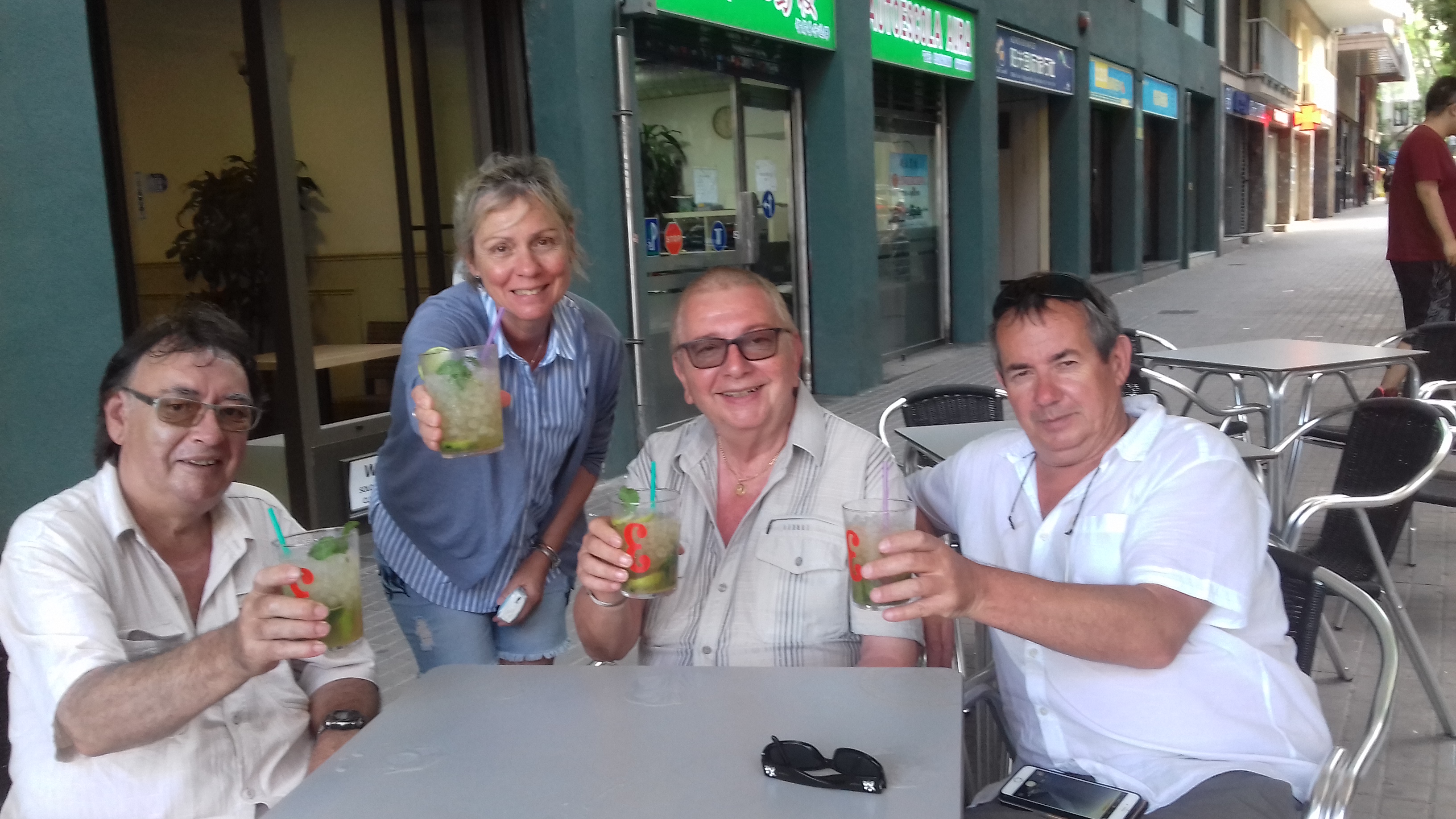 47-Après 15 km à pied Le repos mérité