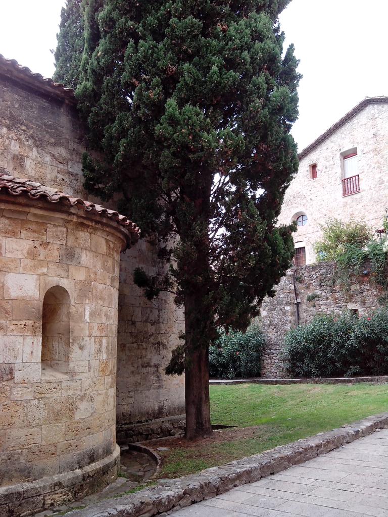 Le 19 Besalu 13