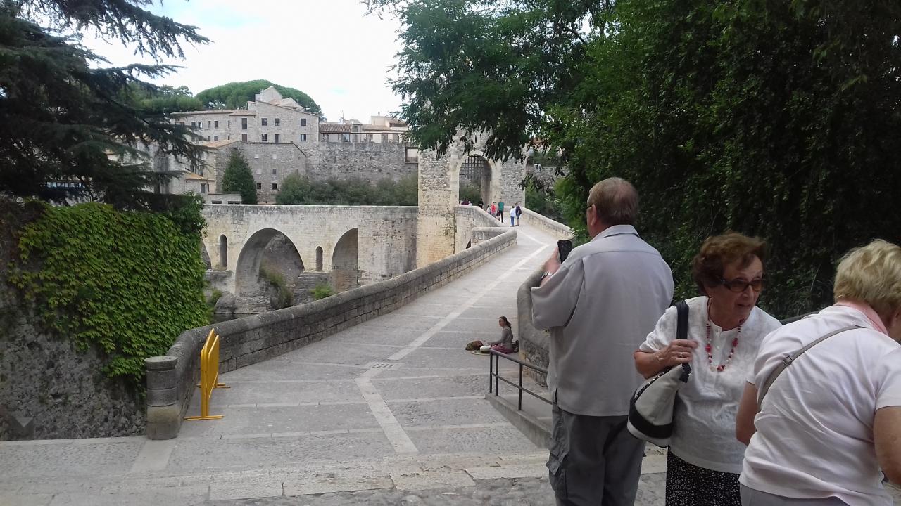 Le 19 Besalu 4